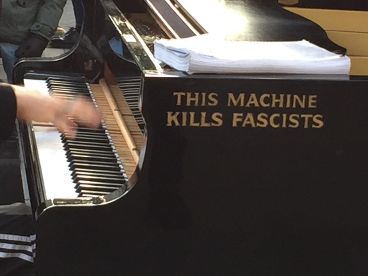 Photo: S.L. Wisenberg, Manhattan